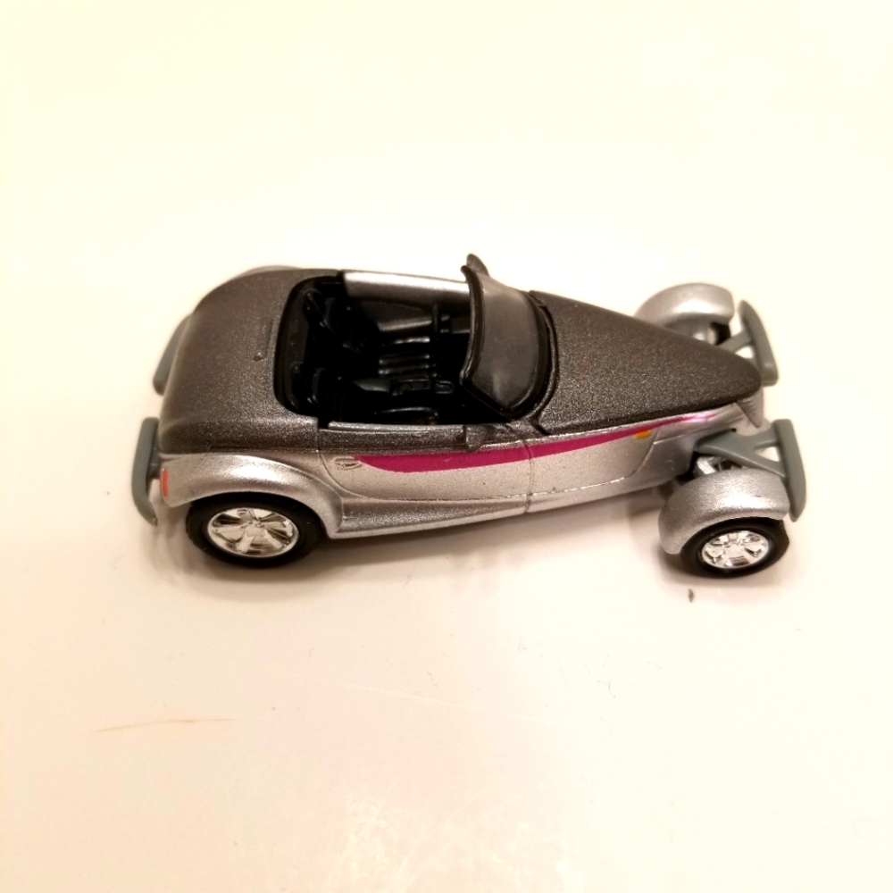 🔻REDUCED❣ NIB 1997 Prowler 1:57 Diecast Collectible Vintage Car Model 1/19,998
